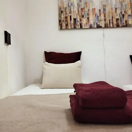 Bird's Nest Апартаменты *