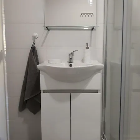 Bird's Nest Апартаменты *